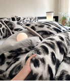 Latest Printing Silk Velvet Winter 4pcs Bedding Sets Luxurious Design Warm Quilt Cover Bedspread Pillowcases for Bedroom