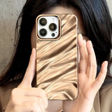 Luxury 3D Curly Wavy Texture Phone Case For iPhone 17 Air 16 15 14 Plus 13 Pro Max Soft Shockproof Phone Back Cover