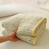 Double-Sided Design Summer Quilt Print Soft Comforter Lightweight Washable King Size Blanket for Bedroom Air Conditioner Quilt