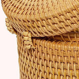 Decorative Handwoven Rattan Tissue Box With Lid Round Shape Wicker Tissue Box Single Roll Storage Box Retail Spaces