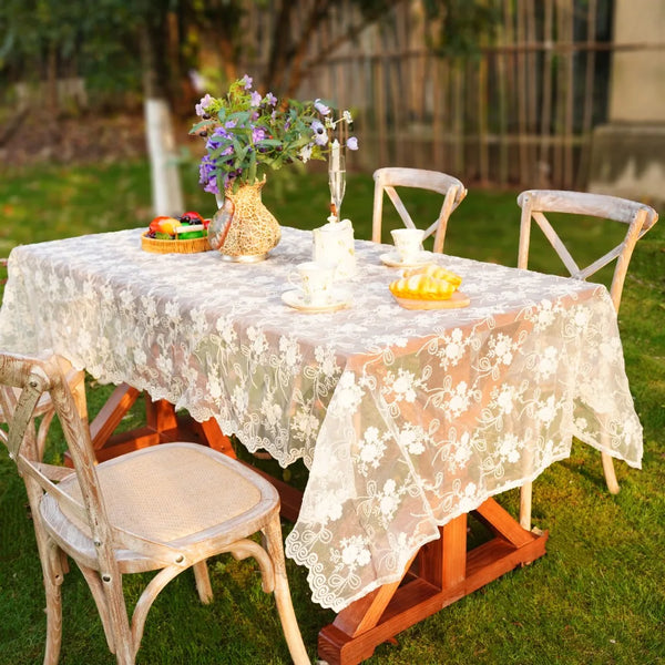 •Table Cloth