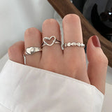 Popxstar Bohemian Butterfly Pearl Rings Set for Women Shine Pearl Gothic Vintage Plated Retro Rhinestone Simple Finger Jewelry Gift