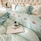 French Romantic Lace Bubble Gauze Bedding Set Queen Elegant Princess Style Embroidered Duvet Cover Set Ruffled Quilt Cover Sets