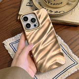 Luxury 3D Curly Wavy Texture Phone Case For iPhone 17 Air 16 15 14 Plus 13 Pro Max Soft Shockproof Phone Back Cover
