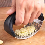 Popxstar Stainless Steel Garlic Press Mincer Soft Handle Professional Kitchen Tools for Effortless Garlic Crushing Garlic Crusher