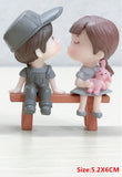 Popxstar 2pcs Valentines Day Gift for Girlfriend Boyfriend Lovers Couple Kiss Resin Doll Wedding Gifts for Guests Bridesmaids Gifts