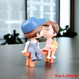 Popxstar 2pcs Valentines Day Gift for Girlfriend Boyfriend Lovers Couple Kiss Resin Doll Wedding Gifts for Guests Bridesmaids Gifts