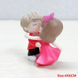 Popxstar 2pcs Valentines Day Gift for Girlfriend Boyfriend Lovers Couple Kiss Resin Doll Wedding Gifts for Guests Bridesmaids Gifts